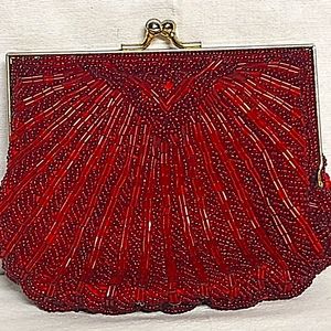 VINTAGE RED SHELL DESIGN JOAN BARI EVENING BAG PURSE